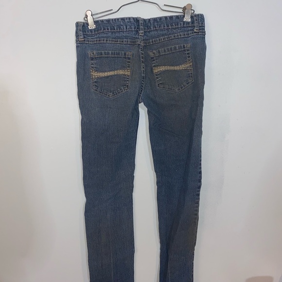 Jeans - Picture 3 of 4